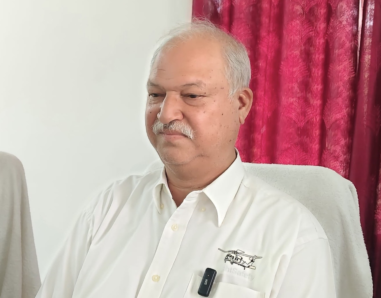 कटिहार अतिथि गृह में पूर्व विधायक शकील अहमद खान की प्रेस वार्ता, बोले—बिहार-कटिहार में विकास ठप्प, कांग्रेस में गुटबाजी से संगठन कमजोर