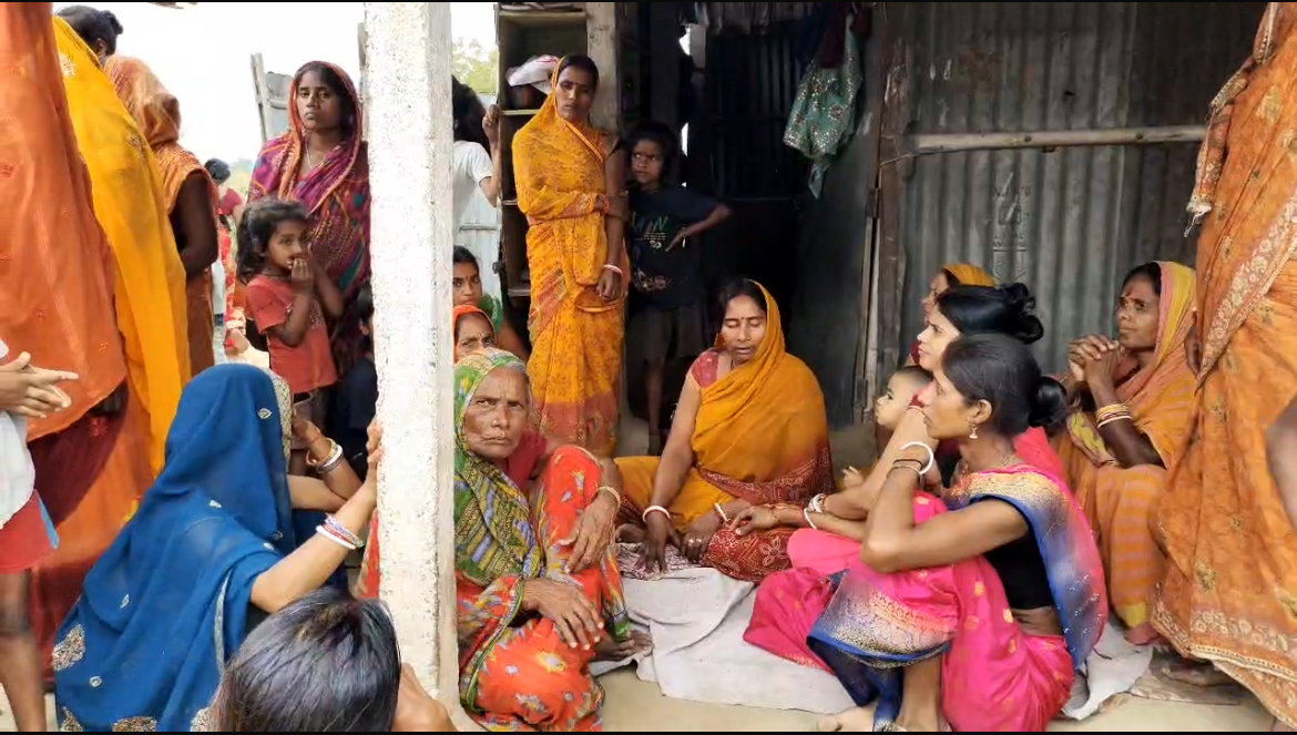 सूद के पैसे मांगने गए व्यक्ति की पीट-पीटकर हत्या