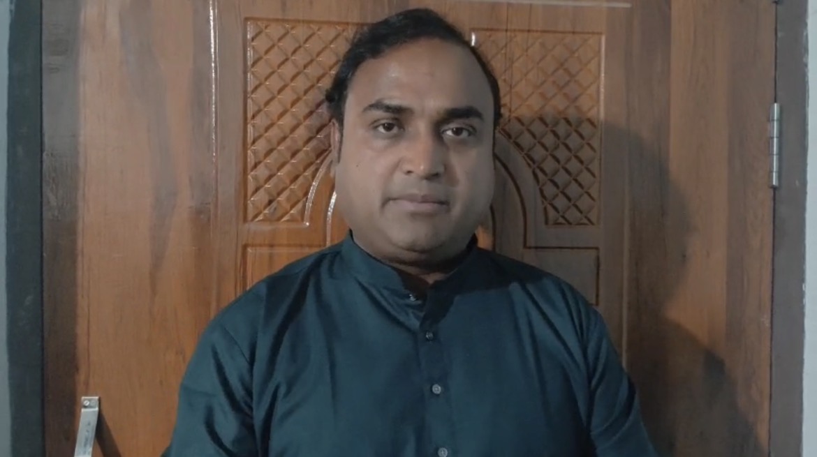 AIMIM के राष्ट्रीय प्रवक्ता आदिल हसन का सांसद तारिक अनवर पर निशाना